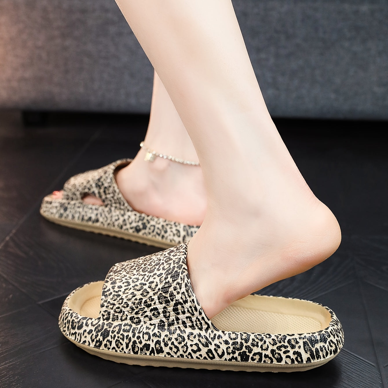 Women'S Leopard Print Thong Sandals - Thick-Soled Anti-Slip EVA Flip-Flops with Cushioned Insole, Lightweight All-Season Indoor/Outdoor Slippers for Home, Bath & Party Wear, Casual Comfort Footwear, Leopard Print Sandals, Indoor Footwear, Stylish