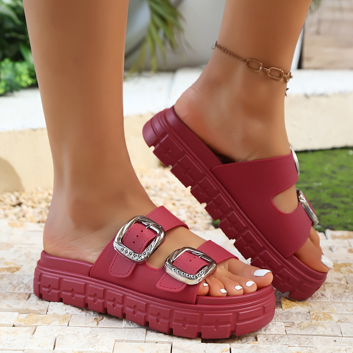 [Trendy Slippers] Comfortable Trendy Double-Buckle Design Women's Slippers | Fashionable Beach Vacation Summer Indoor-Outdoor Non-Slip Versatile Bohemian Style